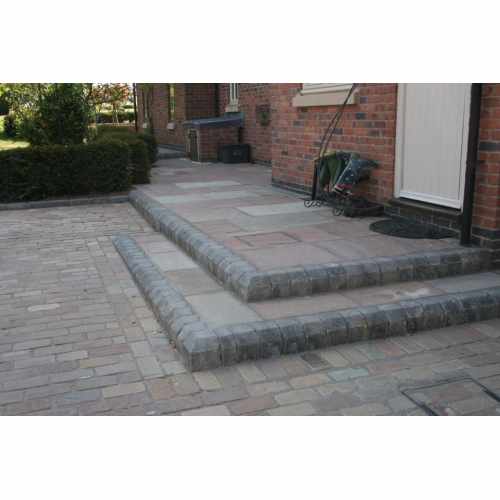 Tumbled Block Paving Low Kerbs for Driveways in Charcoal - 140mm High
