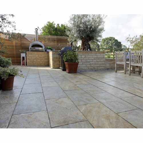 Bradstone Romeli Porcelain Paving in Grey Blend.